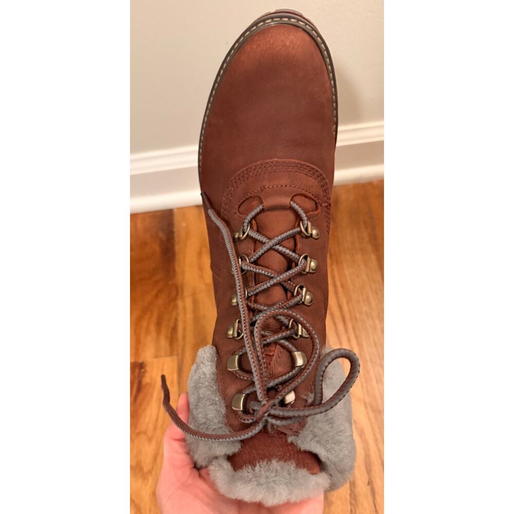 EUC Timberland Courmayeur Valley 6″ Waterproof Boots - 9.5 - Picture 6 of 11